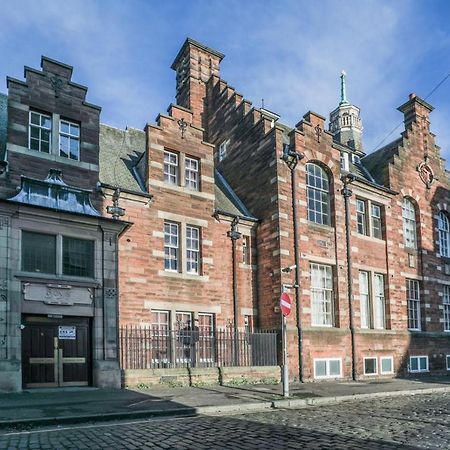 Beautiful 1-Bed Apartment Near Castle Edinburgh Exterior photo