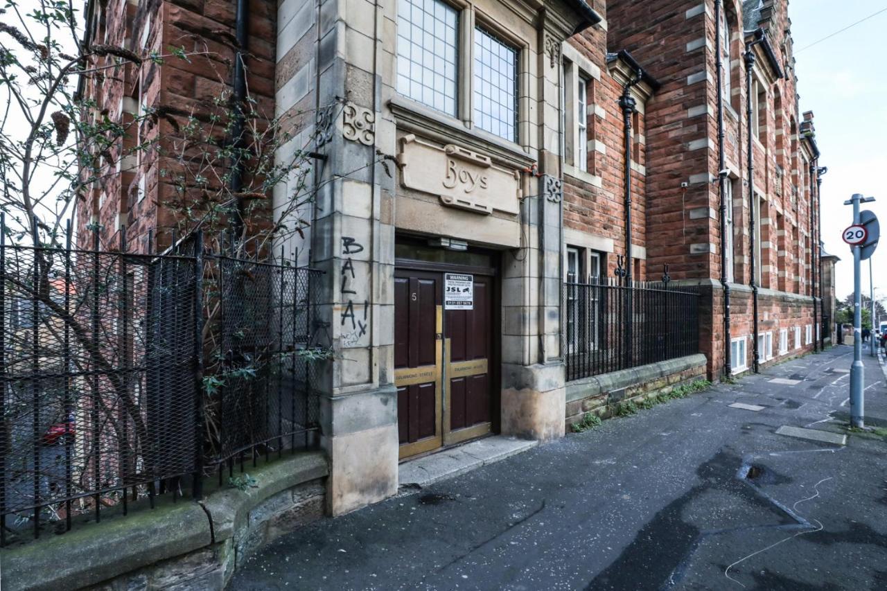 Beautiful 1-Bed Apartment Near Castle Edinburgh Exterior photo