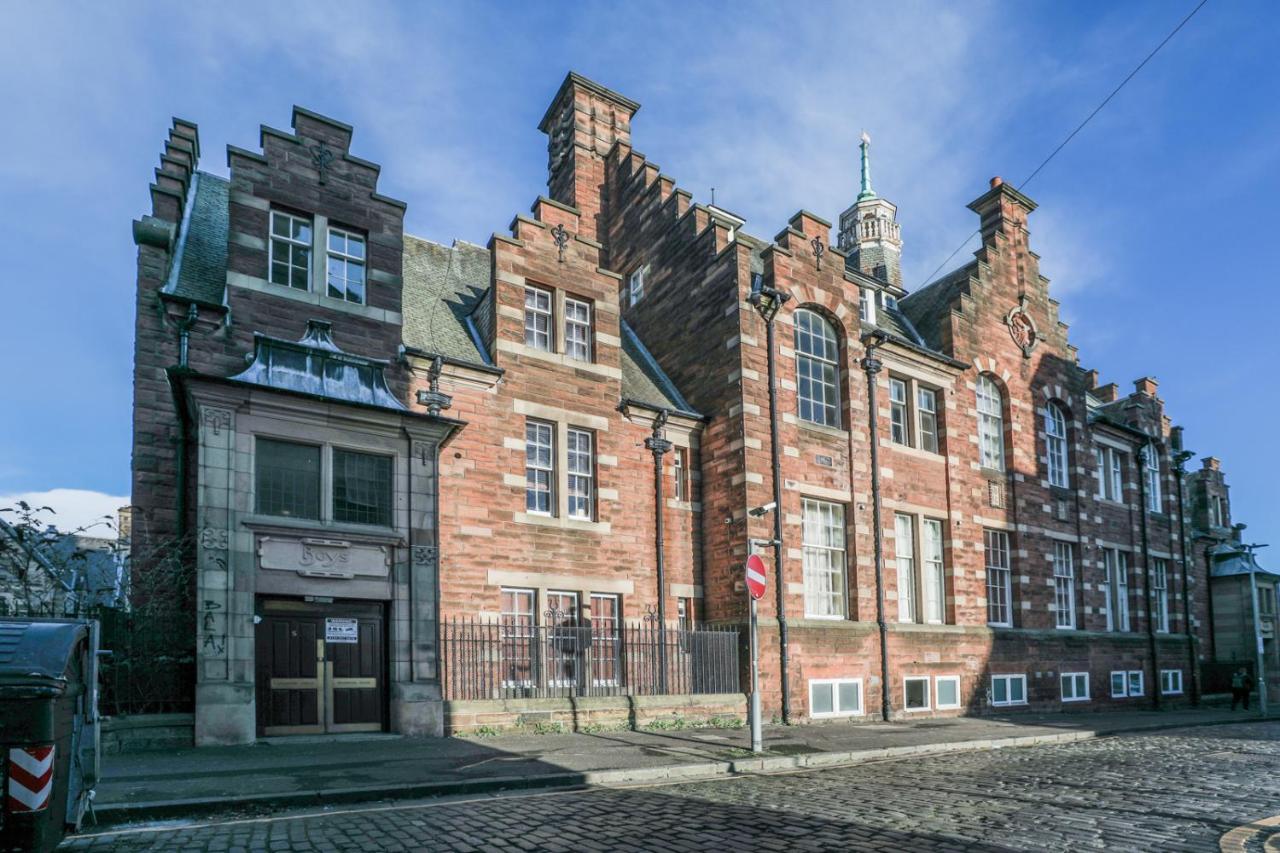 Beautiful 1-Bed Apartment Near Castle Edinburgh Exterior photo