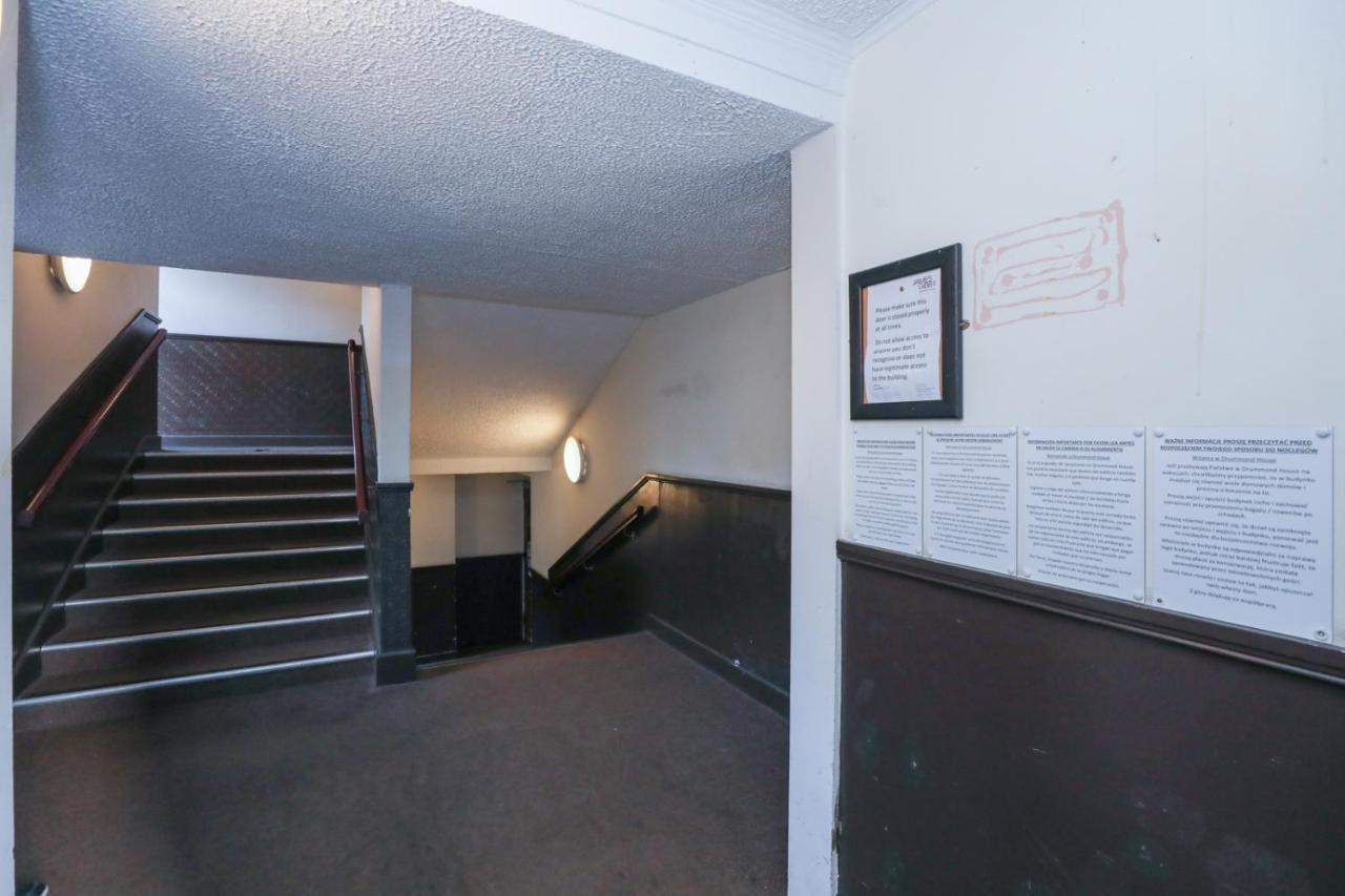 Beautiful 1-Bed Apartment Near Castle Edinburgh Exterior photo